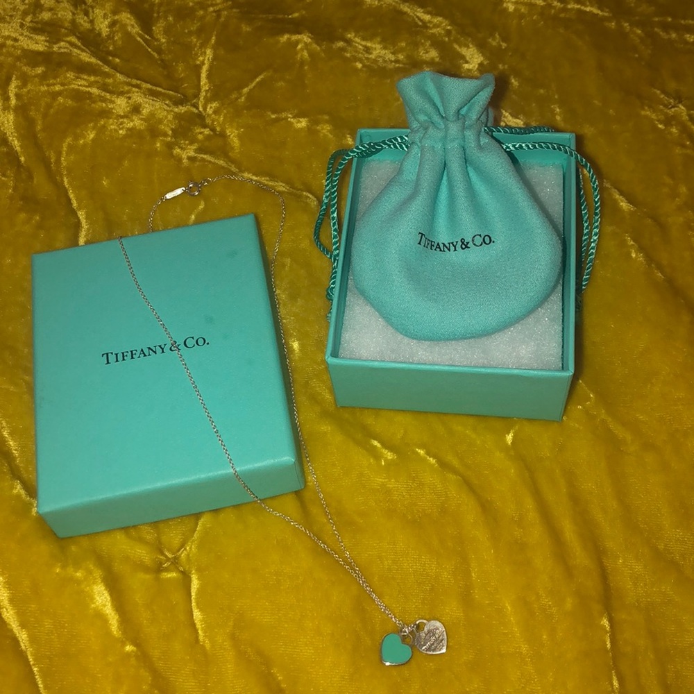Tiffany & co mini double heart necklace